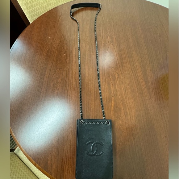 Chanel CC crossbody phone purse/ evening bag.Authentic.